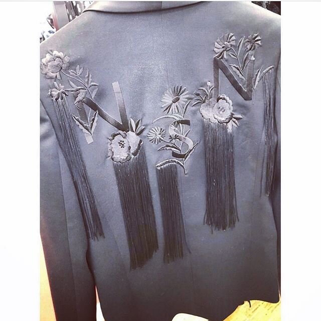 Fringe embroidery for the wonderful @nasonlondon.  L🖤VE this jacket