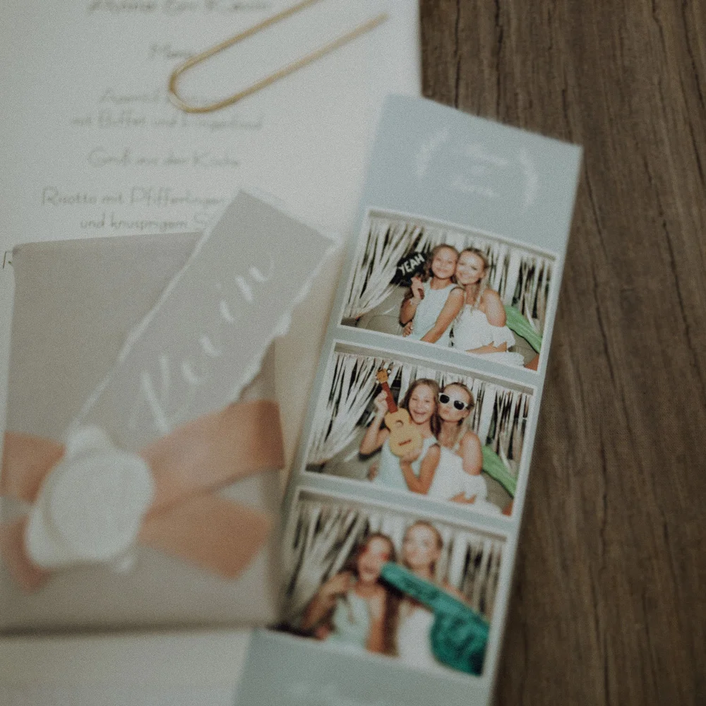 Jimmy-Fotobus-Fotostreifen–Fotobox-Hochzeit-1000-V01.jpg