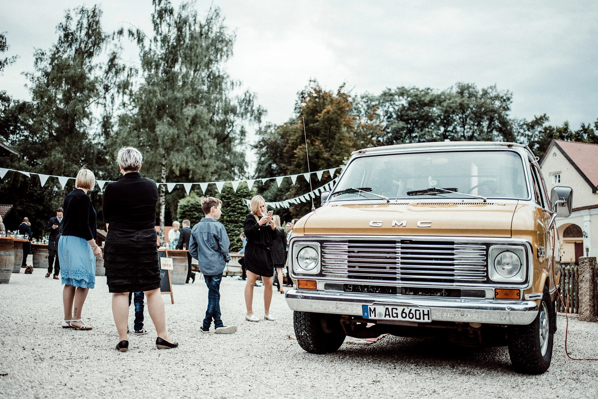 Fotobus-Jimmy-Fotobulli–Hochzeit-Fotobooth-Fotobox-V27.jpg