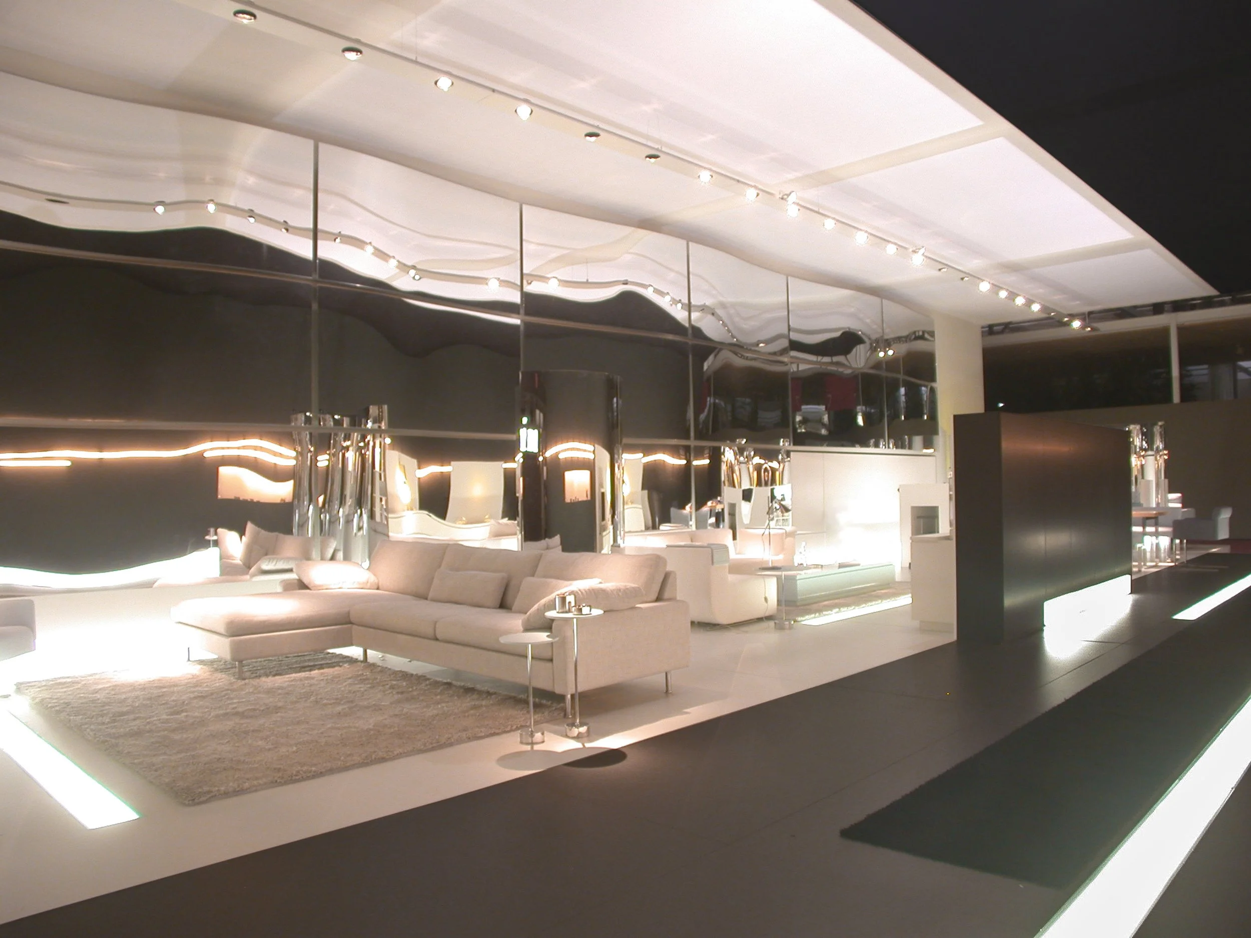 cor Milan Fair 6.jpg