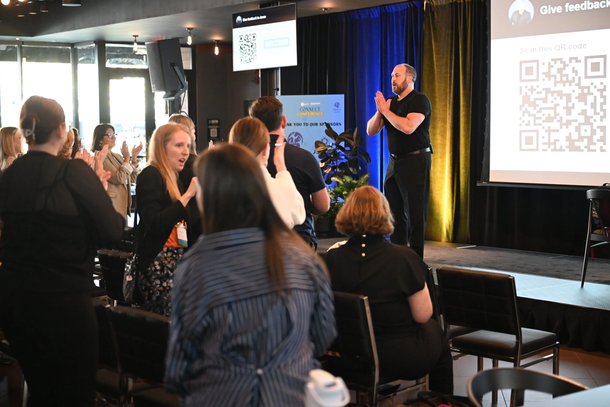 Hire Public Speaker: Top Tips for Finding the Right Fit for Your Event