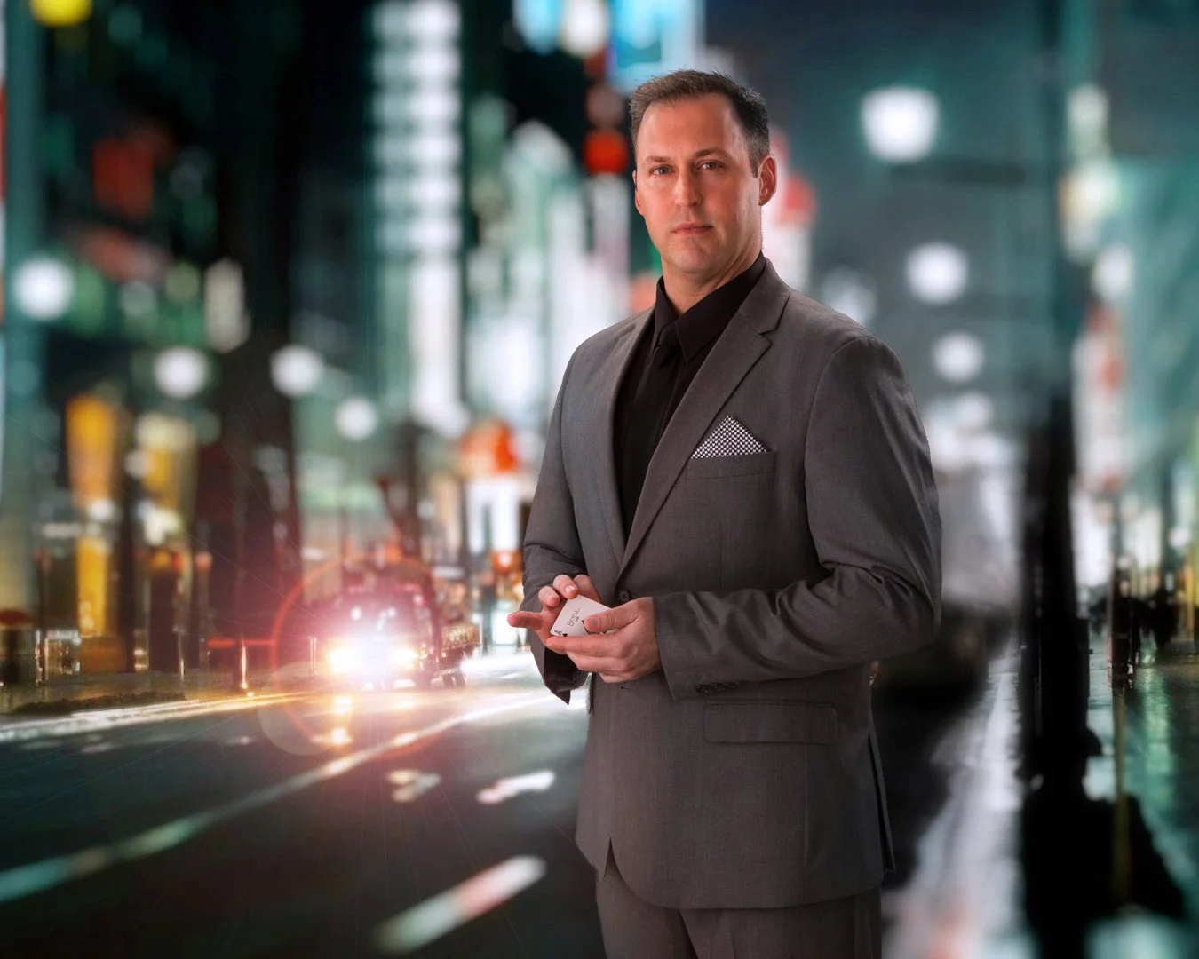 Why Close-Up Magic Belongs at Las Vegas VIP, High Roller, and Corporate Events
