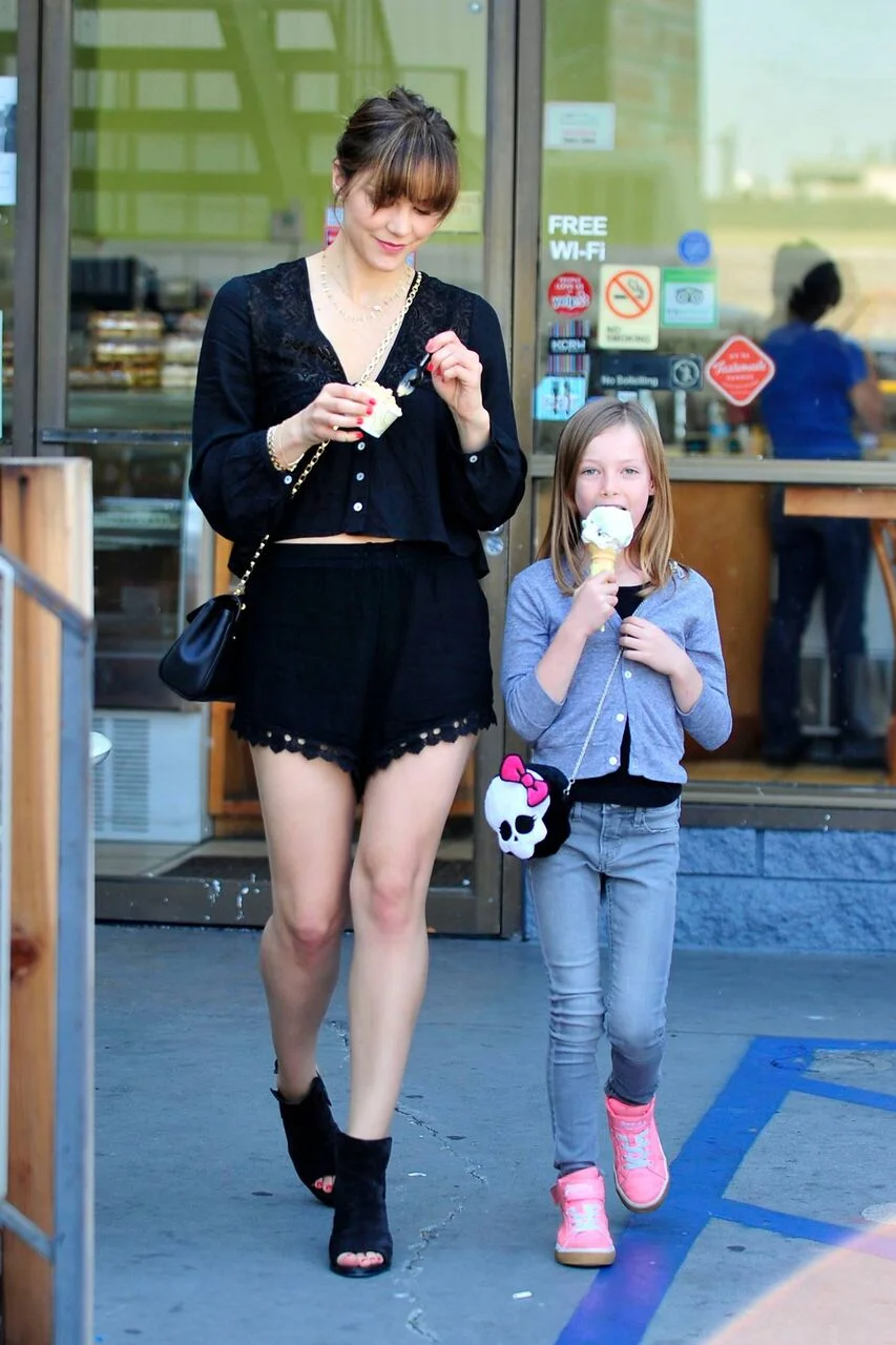Katharine McPhee X Monster High