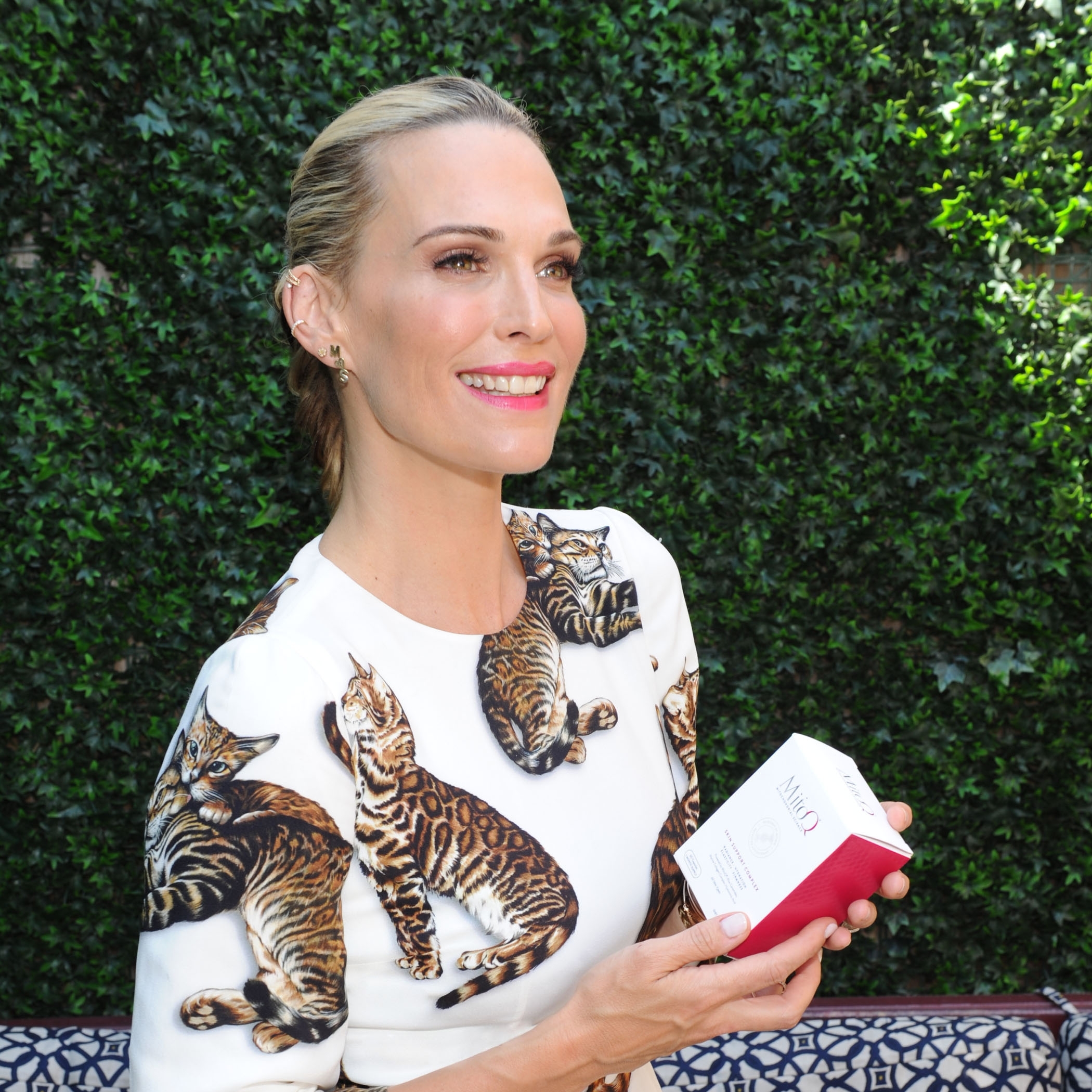 MOLLY SIMS X MITOQ