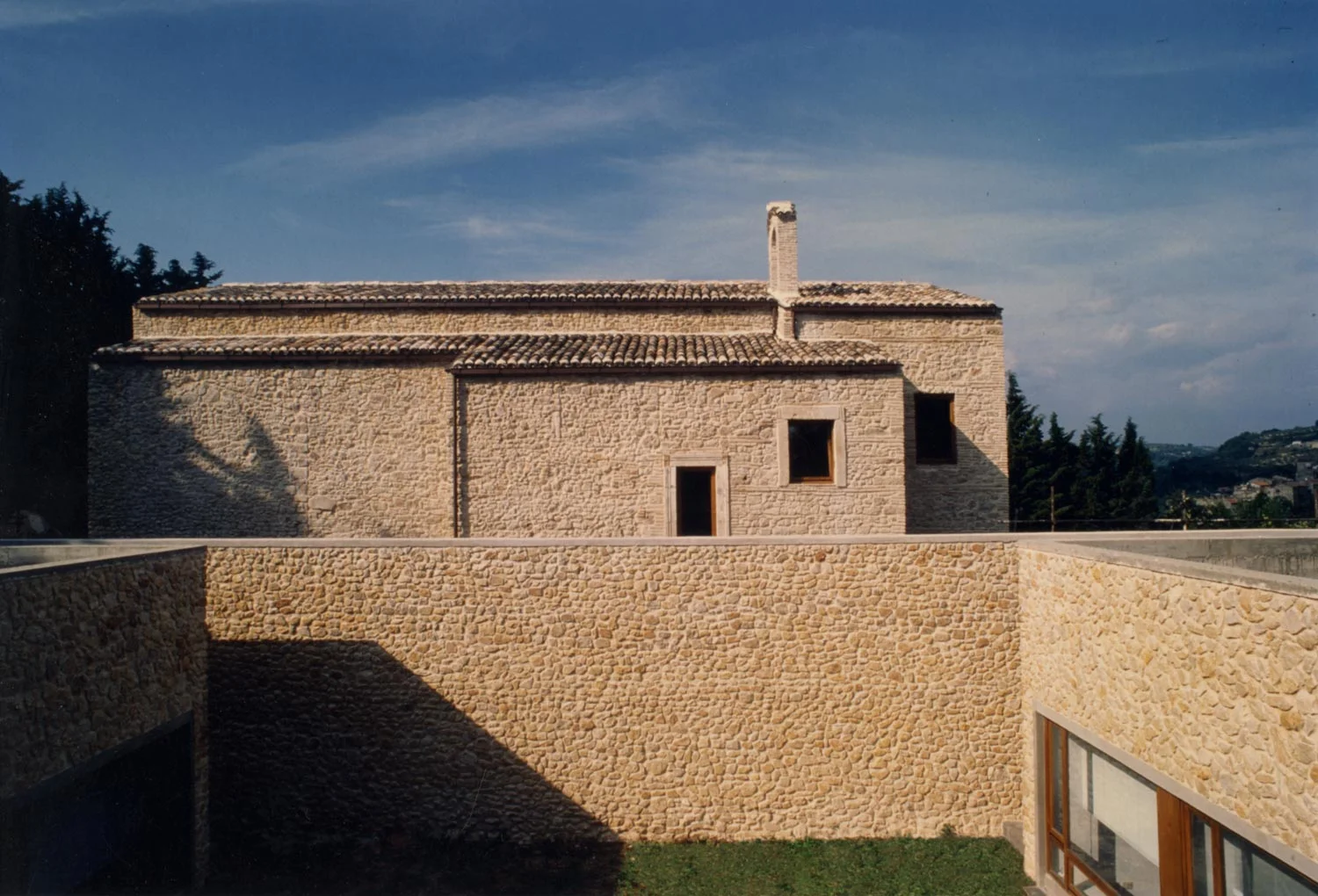 MAofficina_Toffia-Convento-sant-alessandro_Foto-Tony-Garbasso_03.jpg