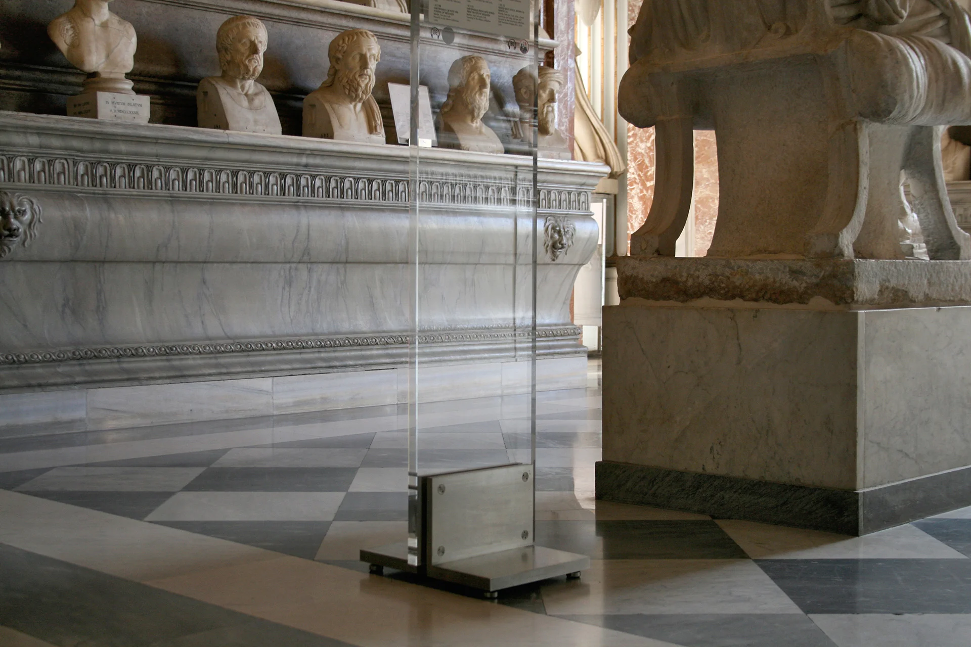 Segnaletica-Musei-Capitolini_MAofficina_Maurizio-Anastasi_22.jpg