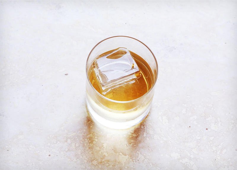 Clear Ice Cubes - Easy Trick To Make Perfect Ice - Vintage