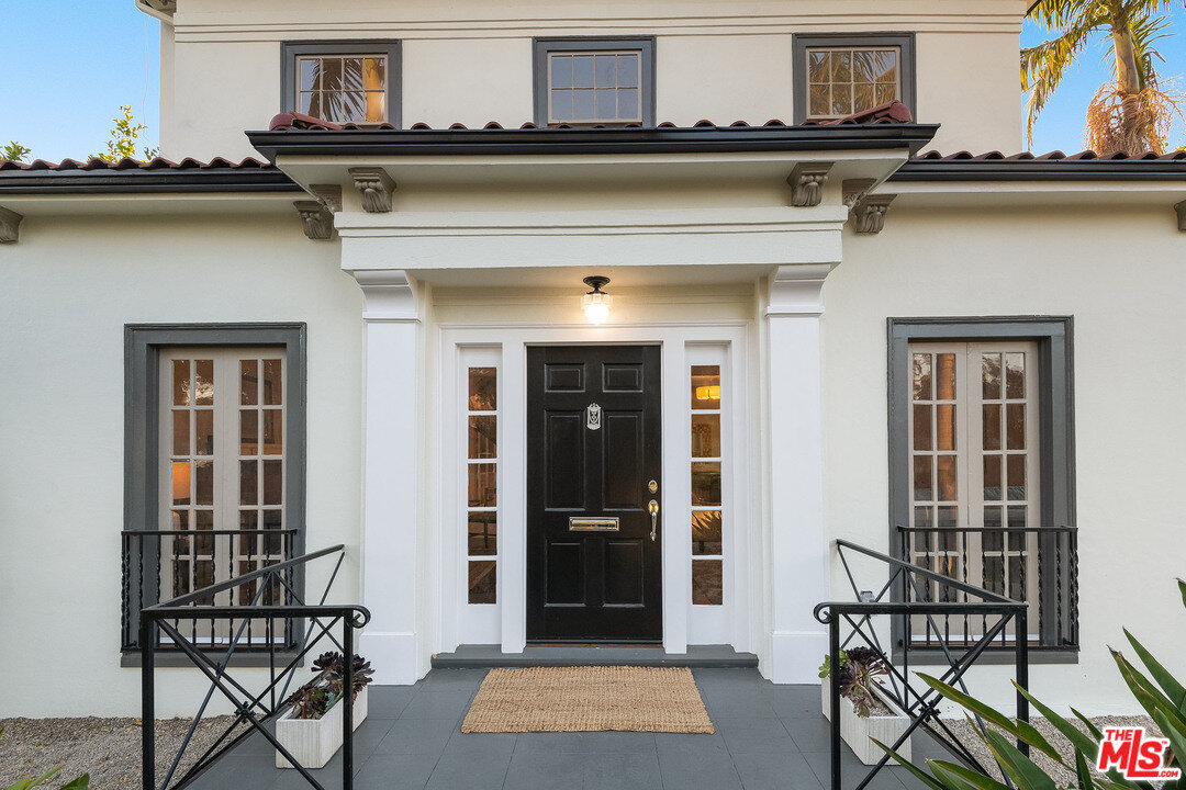 101 South Ridgewood Place 3.jpeg