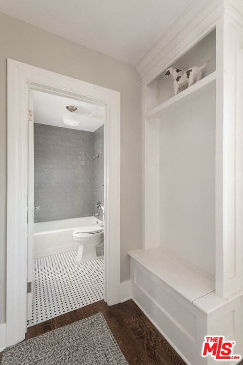 101 South Ridgewood Place 12.jpeg