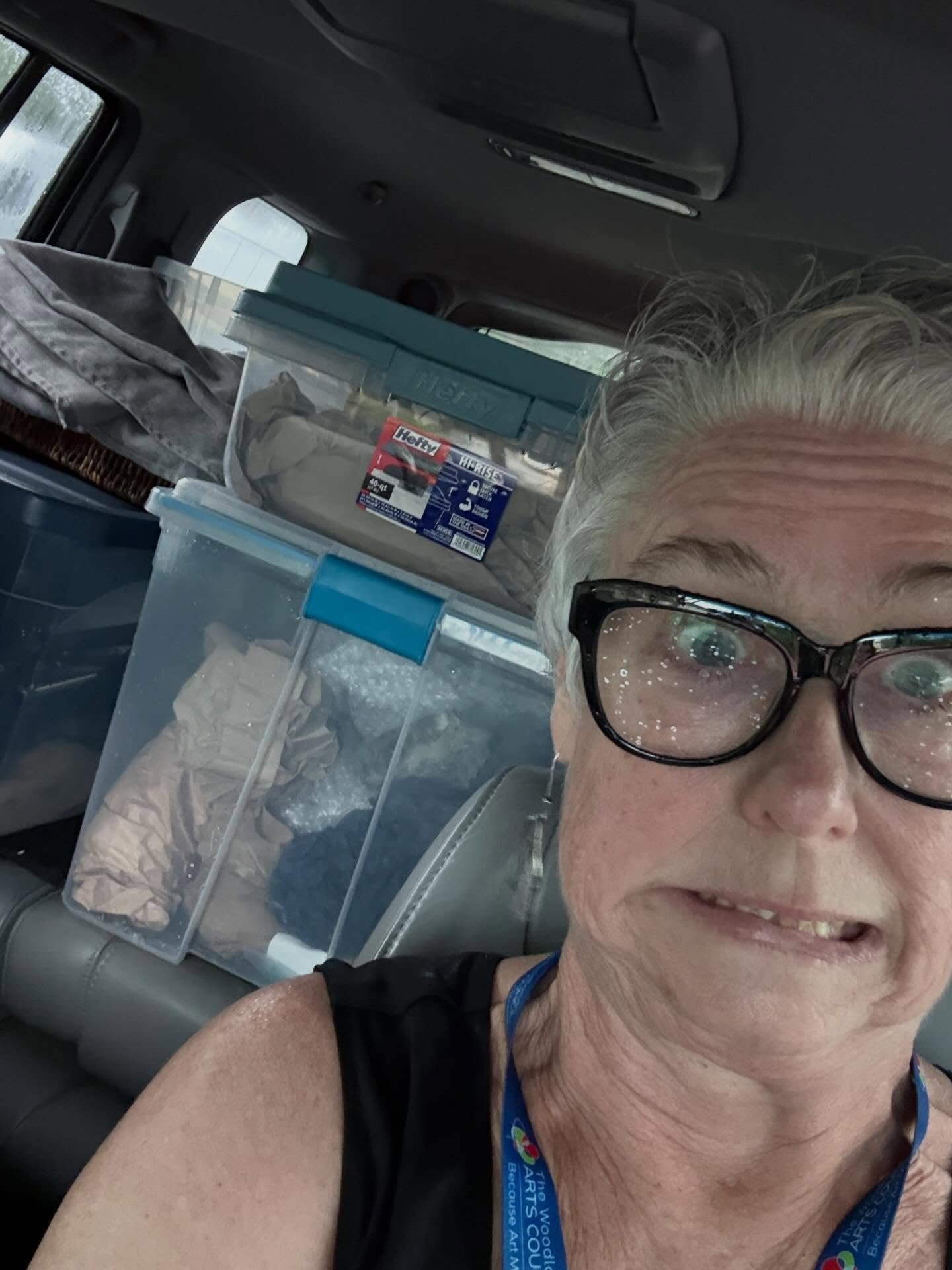 Watch that lightening! A soggy end to the Woodlands Waterway Art Festival! A great weekend though! Thank You to all who came out even with the rain!#grateful #wetrat @thewoodlandsartscouncil