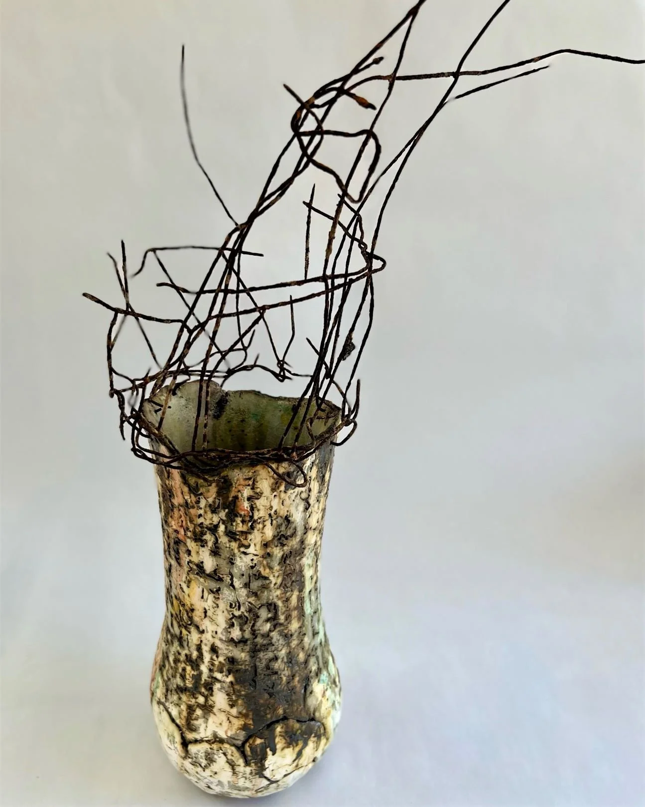 Doni-Langlois_Vase-Metal.jpeg