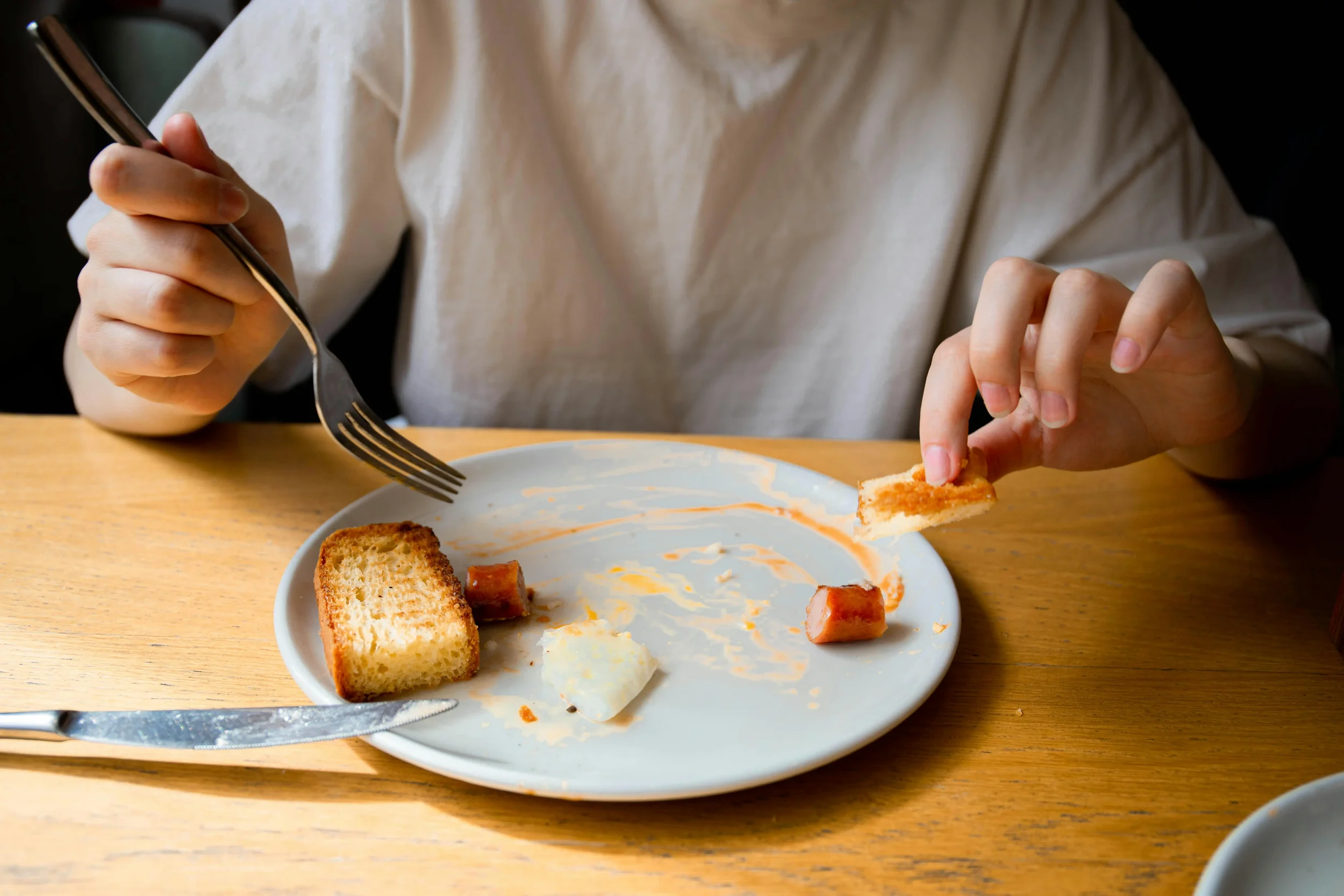 Signs You Might Have ARFID as an Adult (Not Just Picky Eating)