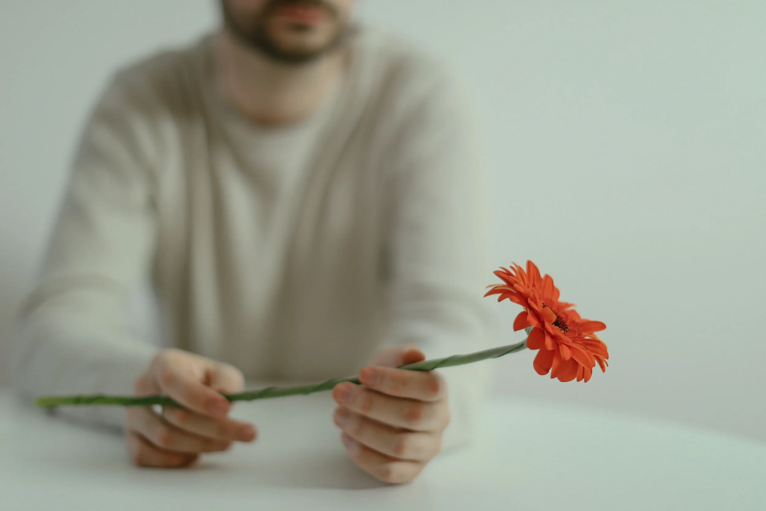 Is This Love, or Is It Limerence? A Psychologist's Guide to Telling Them Apart