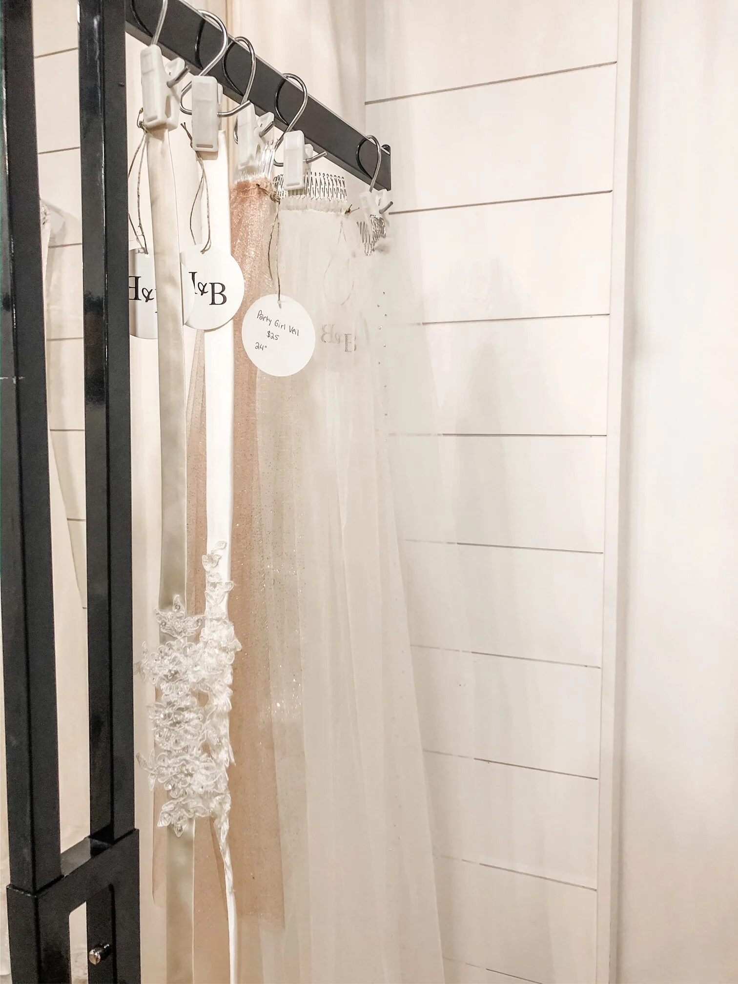 B &amp; B Bridal Accessories: A Sustainable Solution