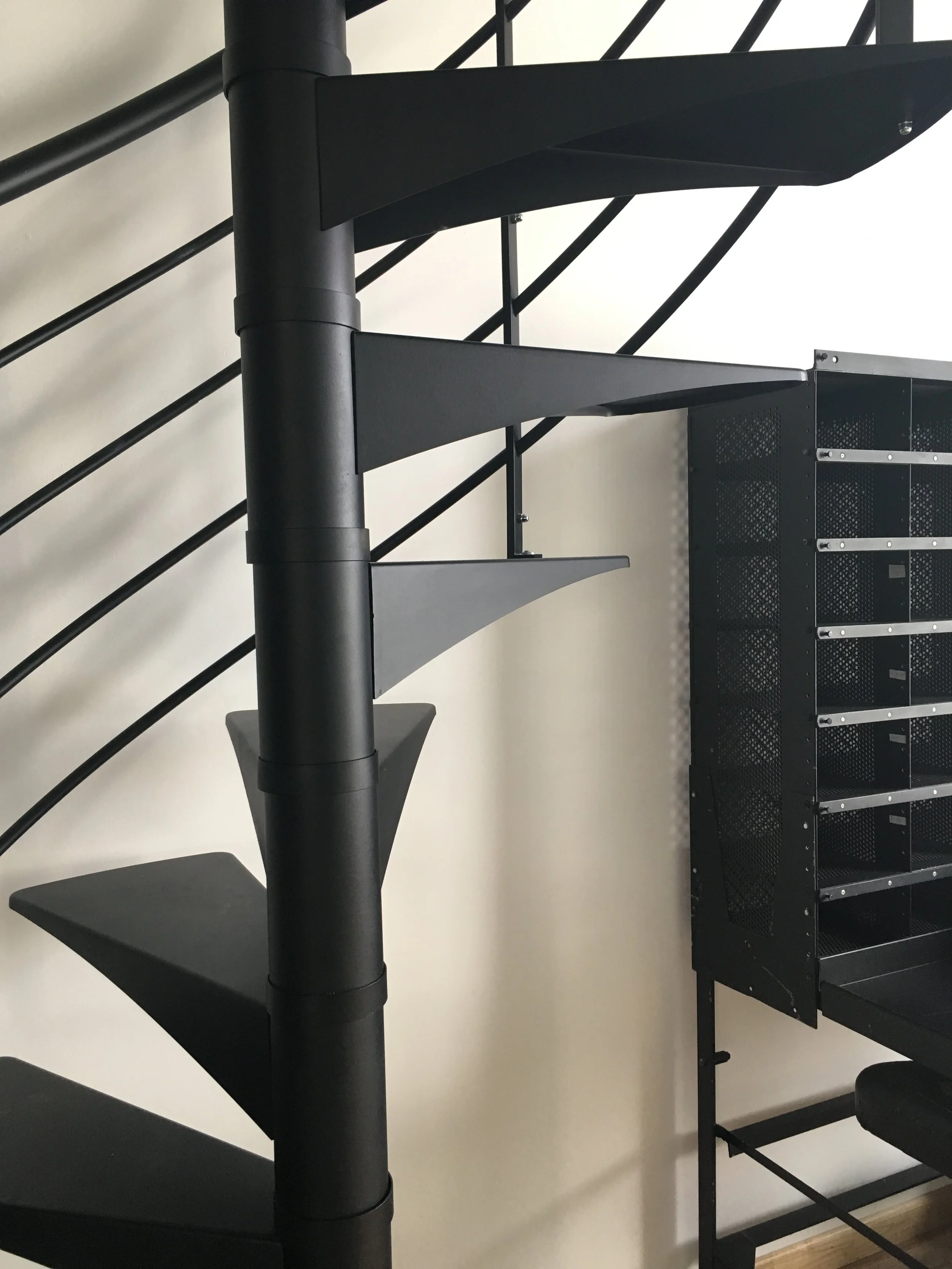 Rénovation architecte combles echoppe 06 - escalier acier.JPG