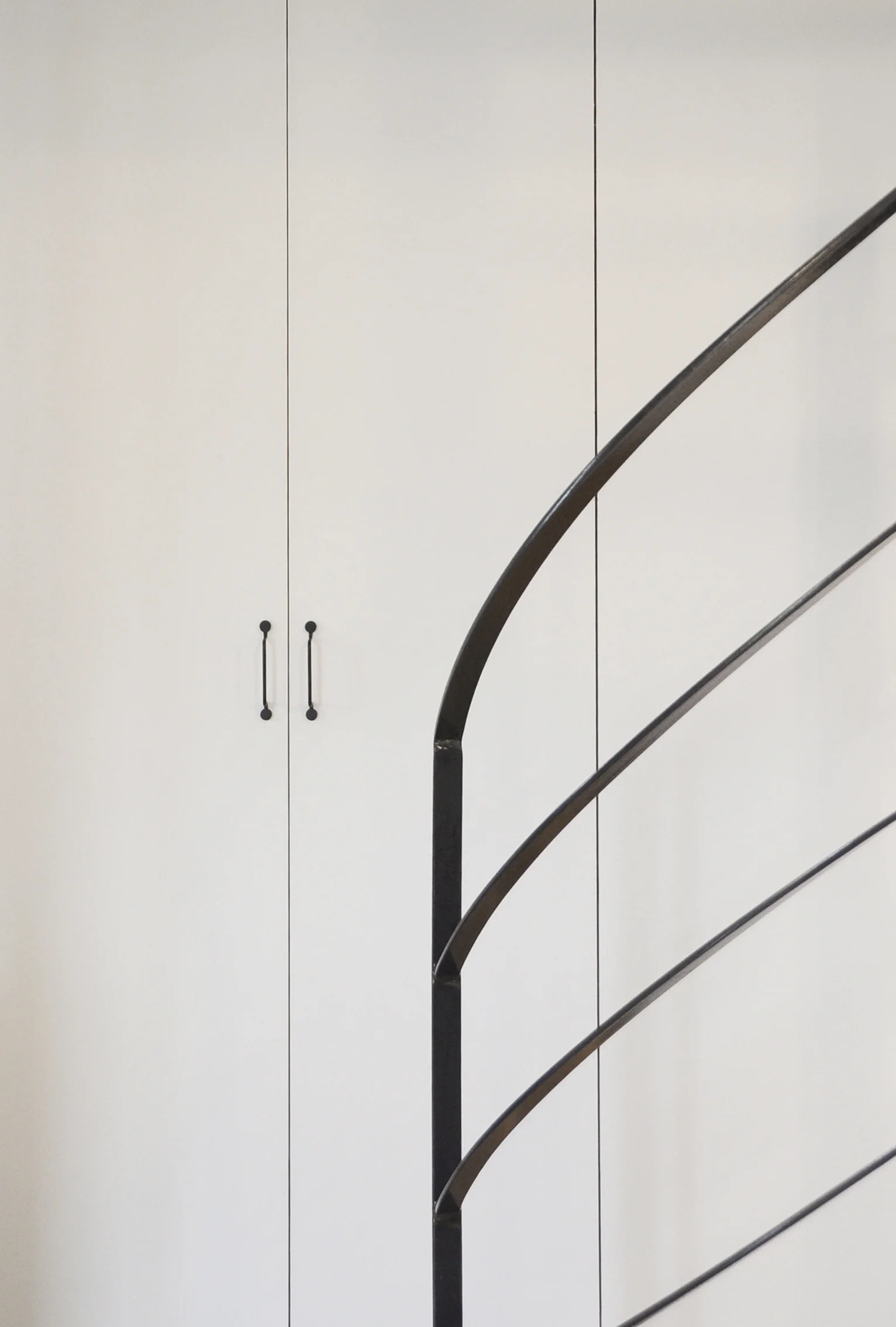 Rénovation aménagement intérieur architecte appartement hotel particulier Paris 28 - escalier poignée - Chloé Cornu.jpg