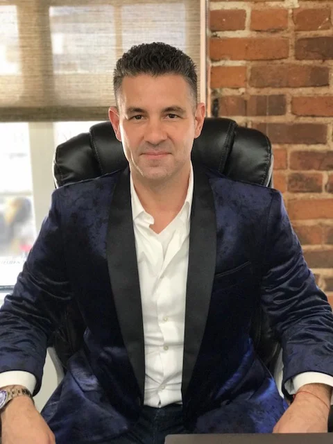 Marc Sonnenthal is Paving the Way for Alternative Banking