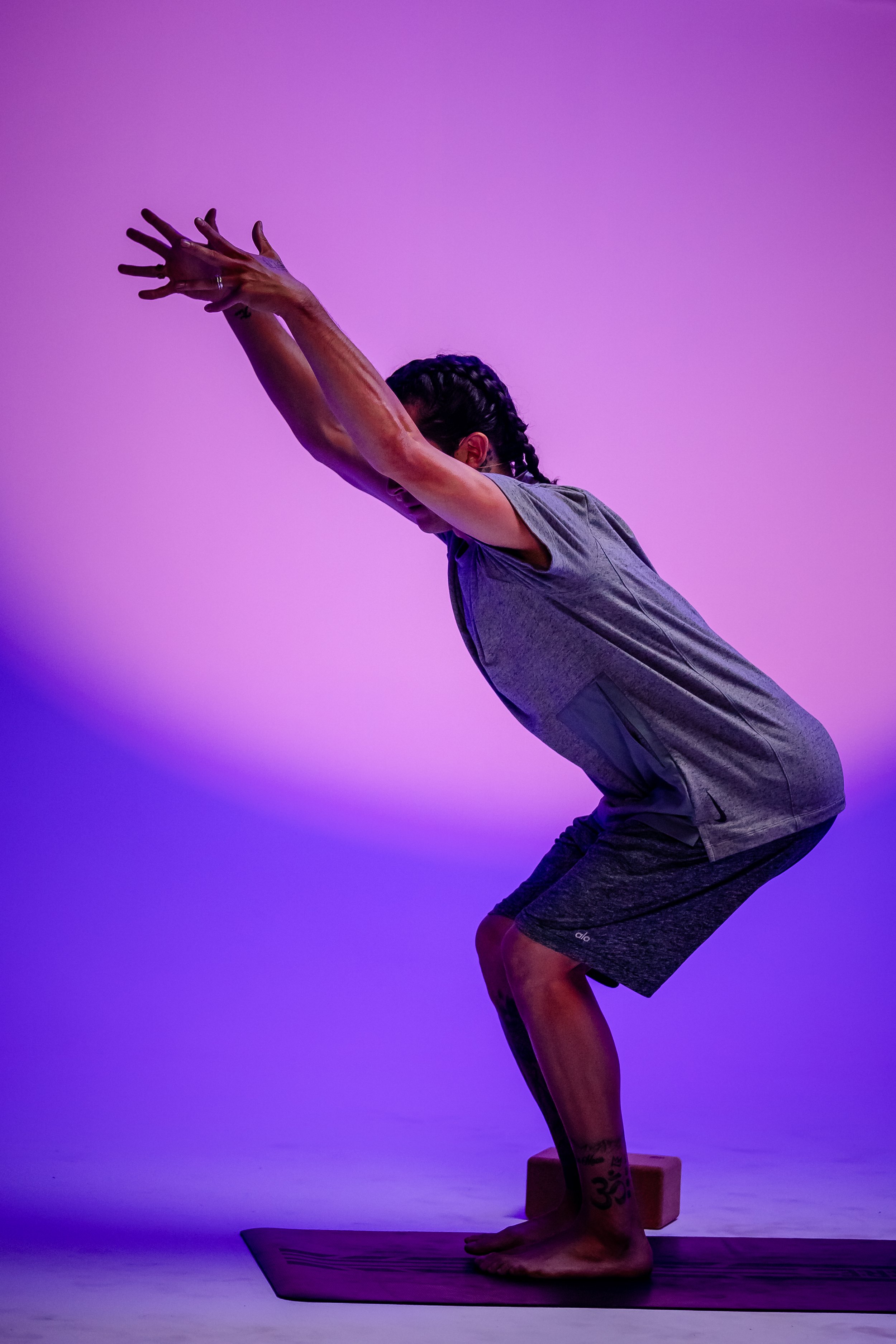 twisting postures - 31.jpg