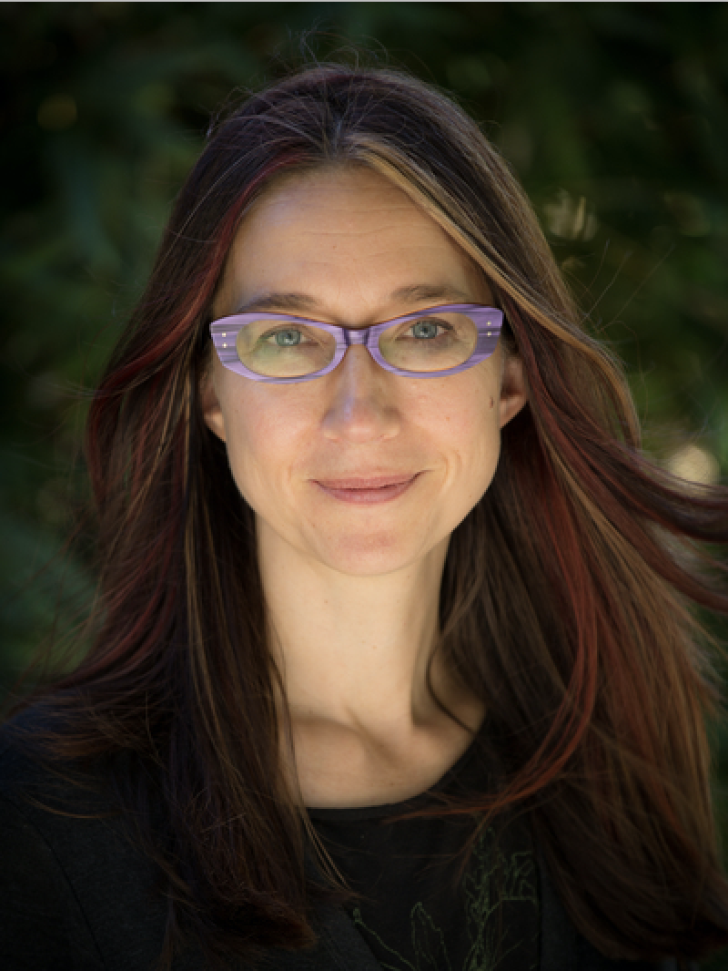 Suzanne+Hawkes+Photo.jpg