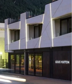 Louis-Vuitton-building-Michael-Wyatt-architect,-Queenstown.jpg