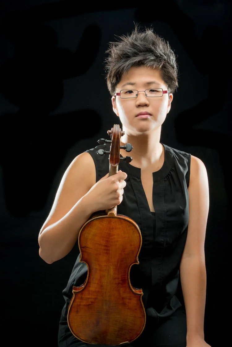 CLARA KIM / VIOLIN
