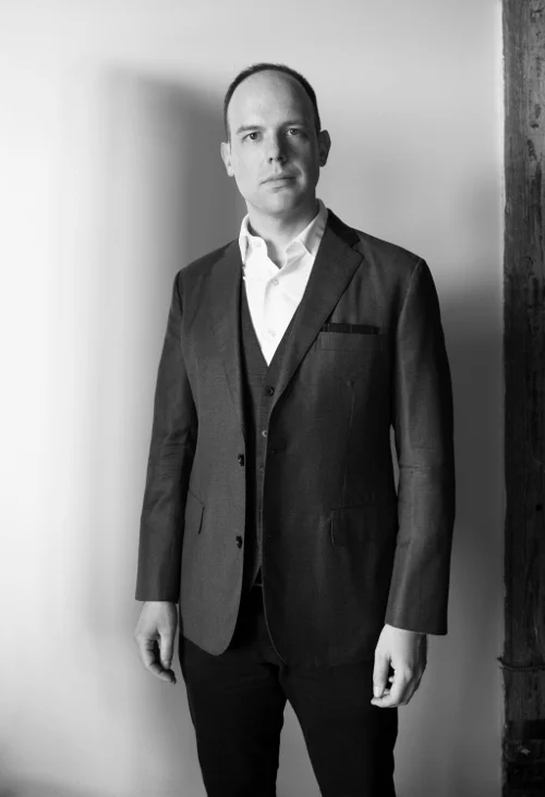JOSH MODNEY / VIOLIN