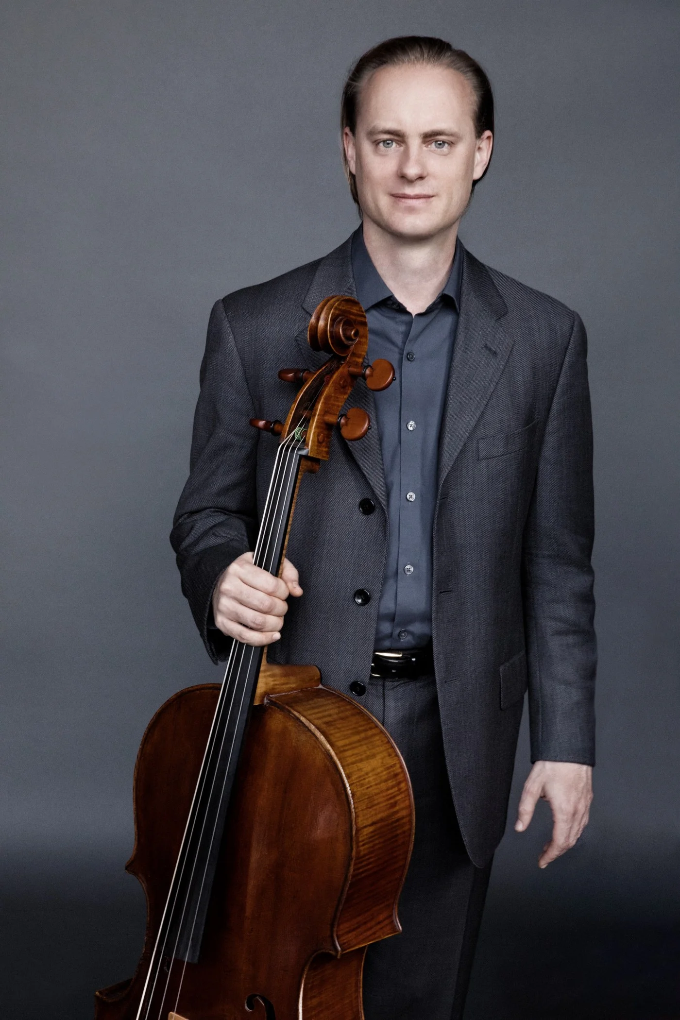 GREGORY BEAVER / CELLO
