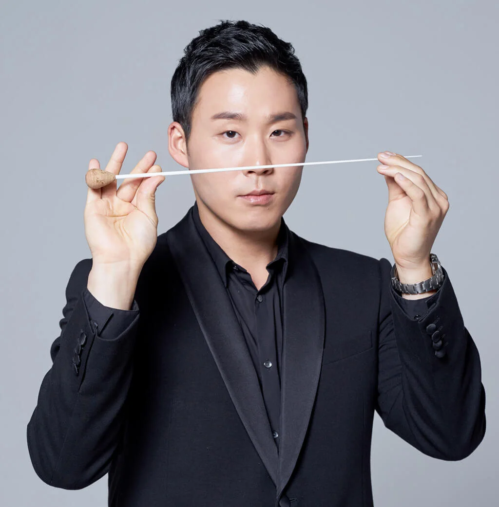 EARL LEE / CONDUCTOR