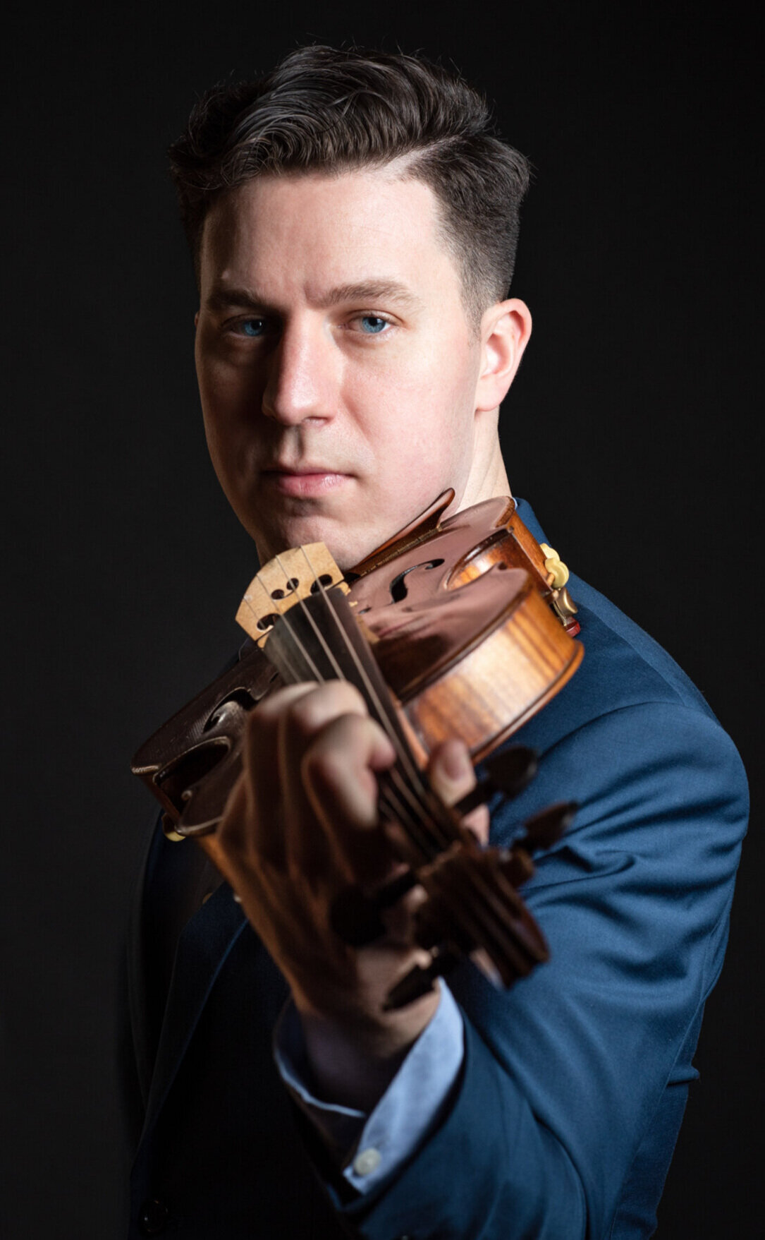 COLIN BROOKES / VIOLA