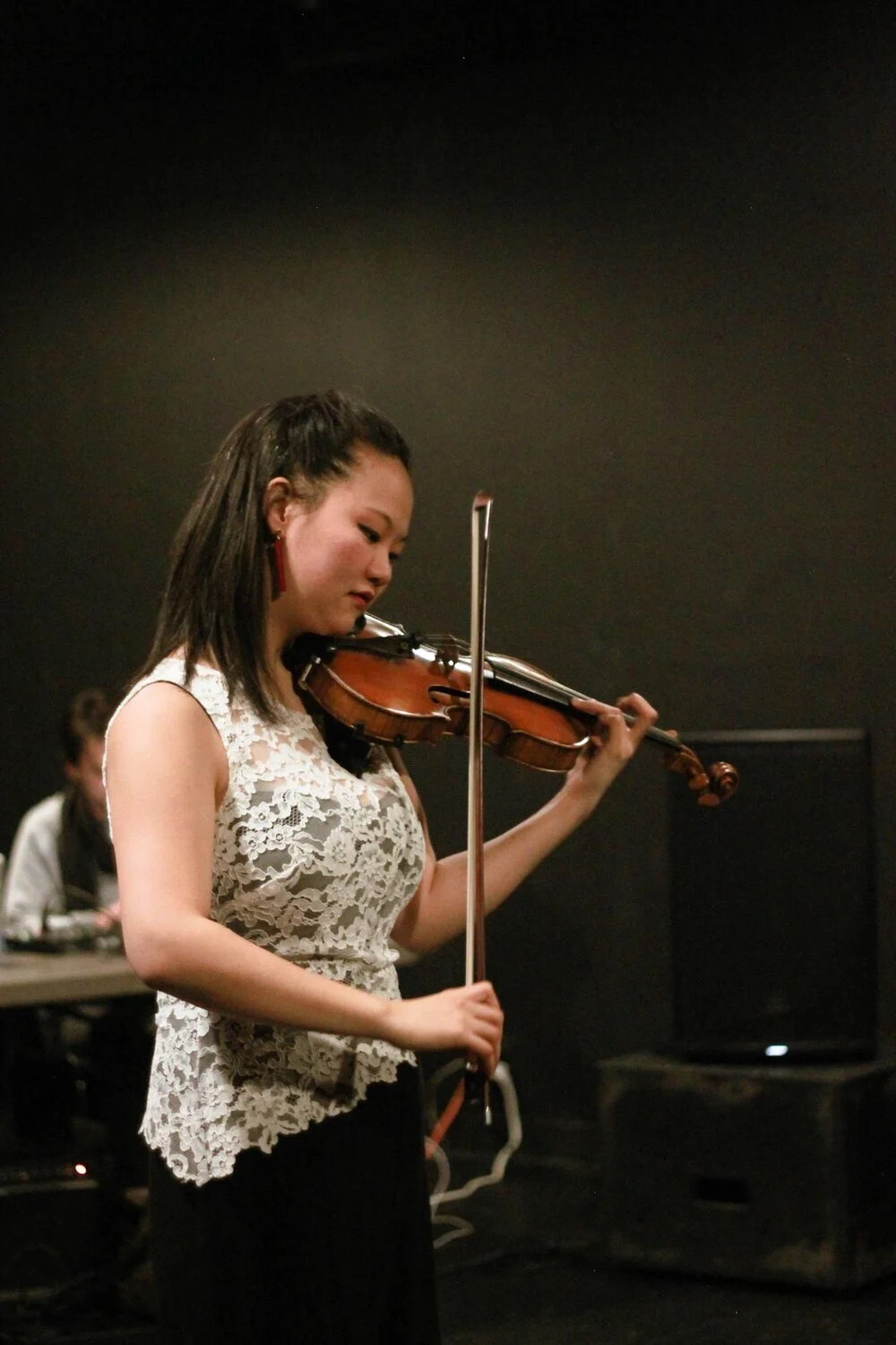 KATHERINE KYU HYEON LIM / VIOLIN