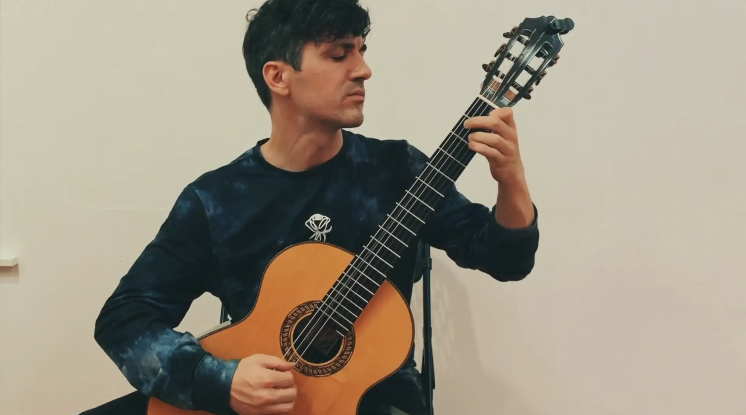 Jordan Dodson performs "Saudade No. 3" by Roland Dyens