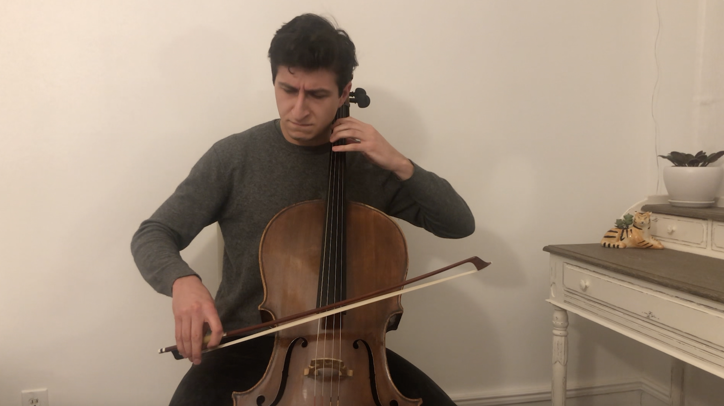 House Music: Josh Halpern performs "Cello Sonata No. 1, I. Adagio"