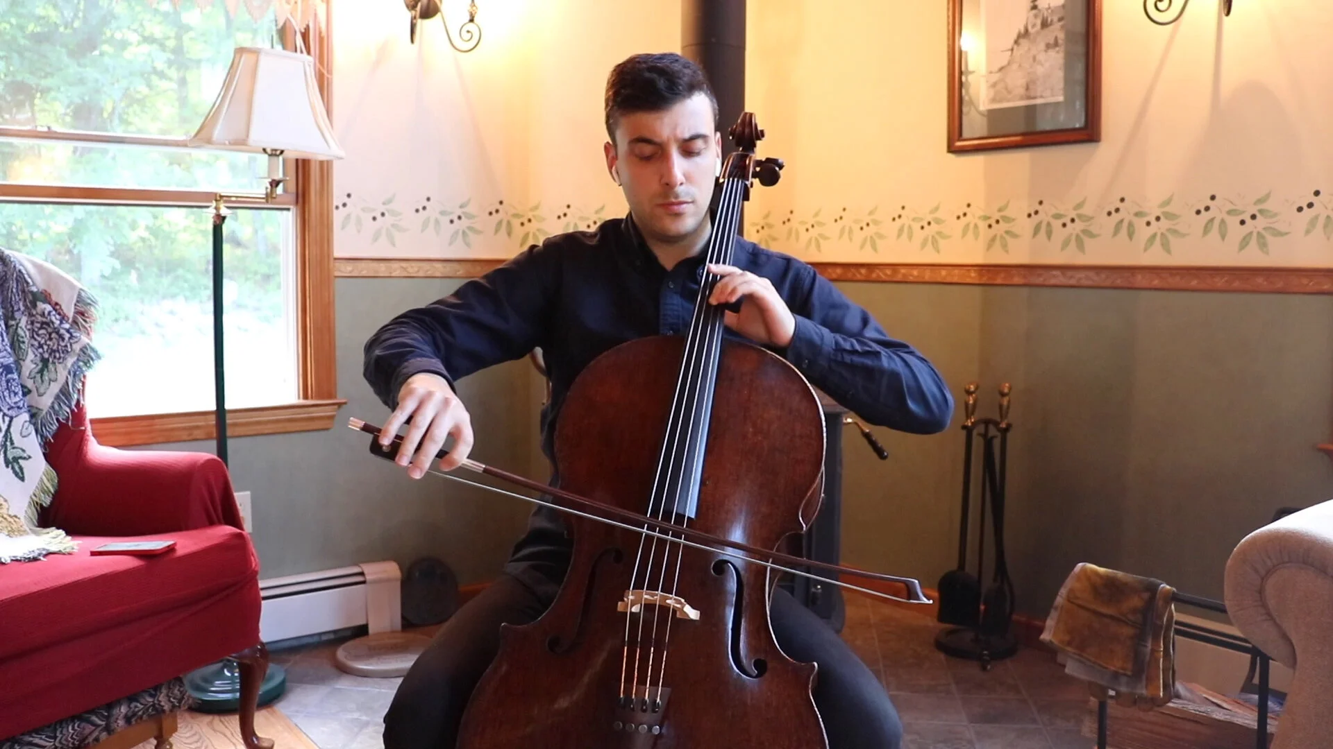 House Music: Sam DeCaprio performs "Beau Soir"