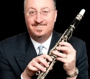 paul_Cosentino_suitportrait_med_185x233.jpg
