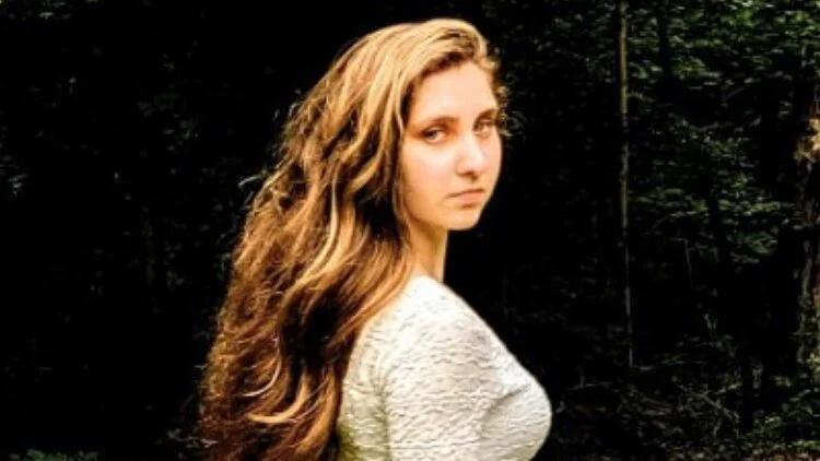With a Broken Heart  By Hannah Casasanta
