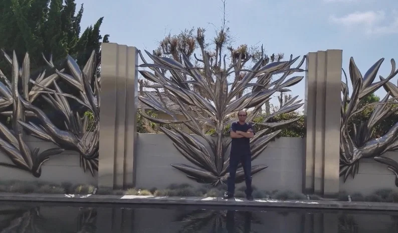 VIDEO | Artist Spotlight • Homeira interviews Resident Artist, Simon Ouwerkerk