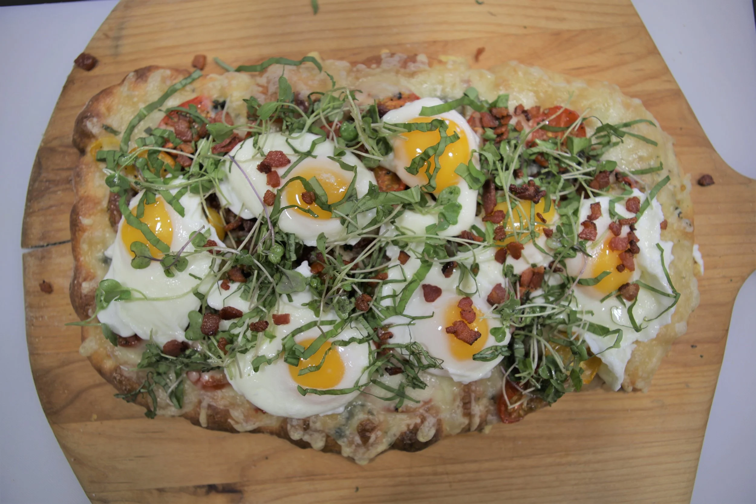 Herb Crust Breakfast Pizza