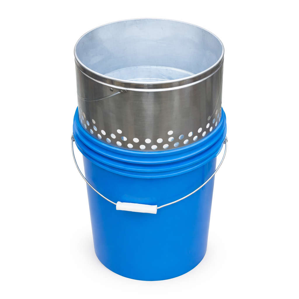 Bucket Mounted Fly Trap