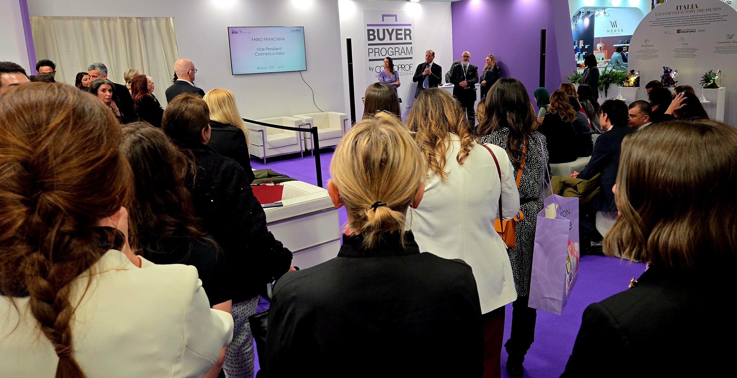 관심보다 오래 남는 구조