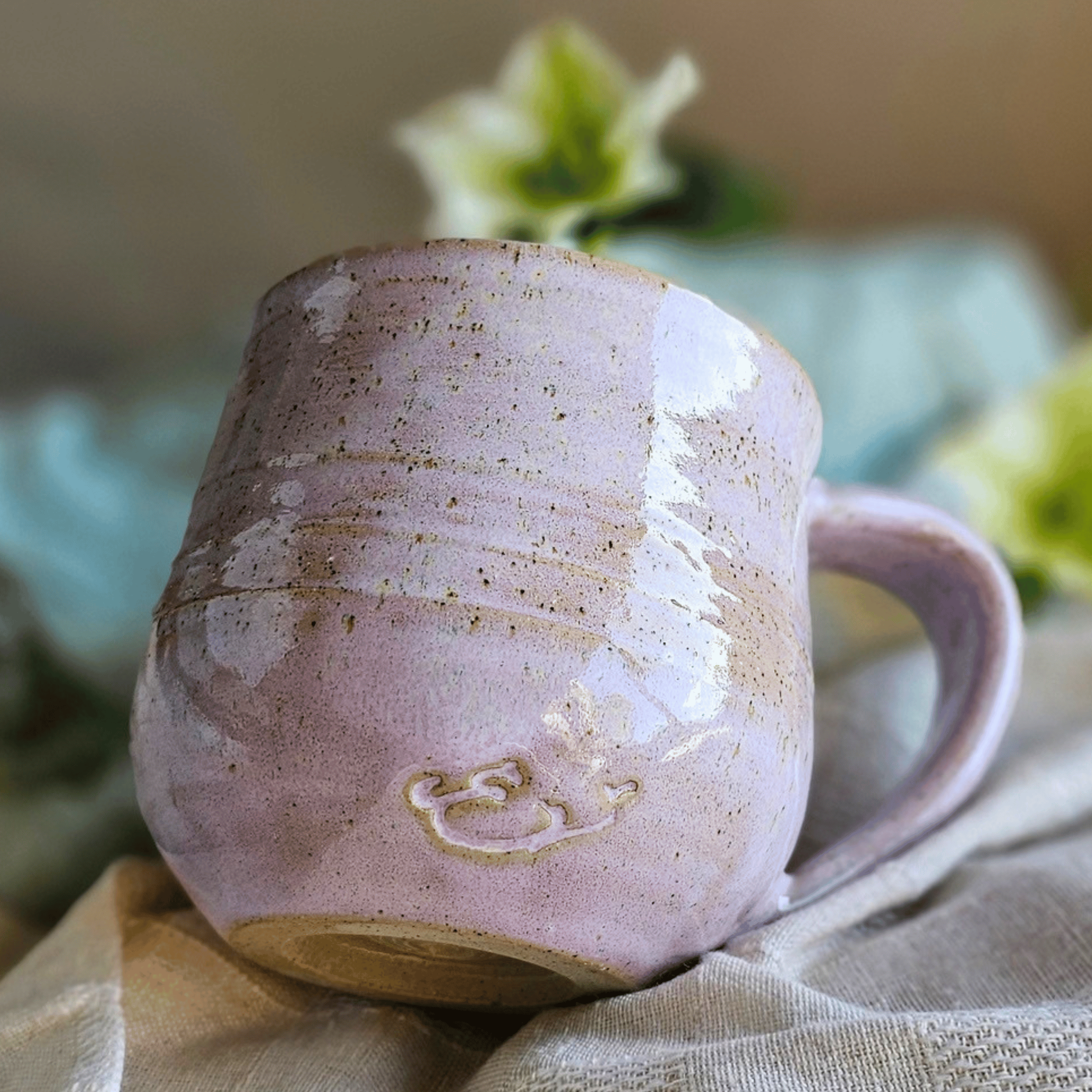 Smug Mug_handled_hand carved_lean_back.png