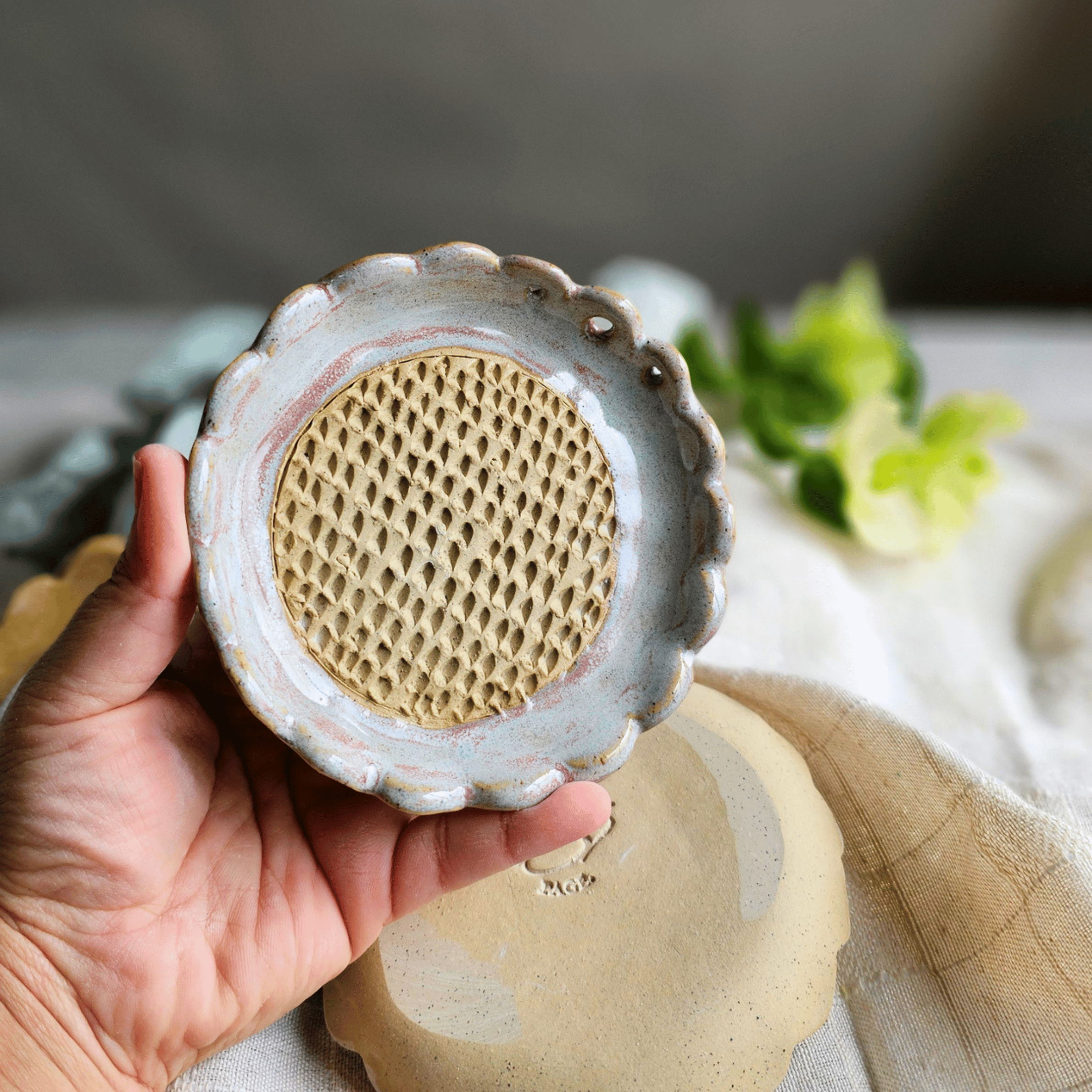 Harvest Grater_Cherry Blossom In The Snow Glaze.png