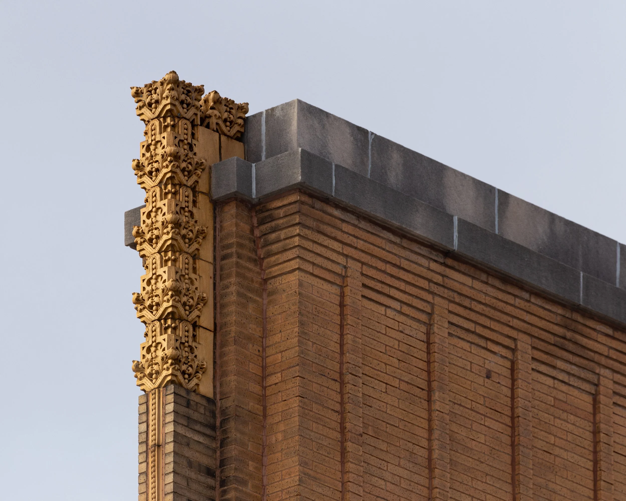 FLW Chimney.jpg
