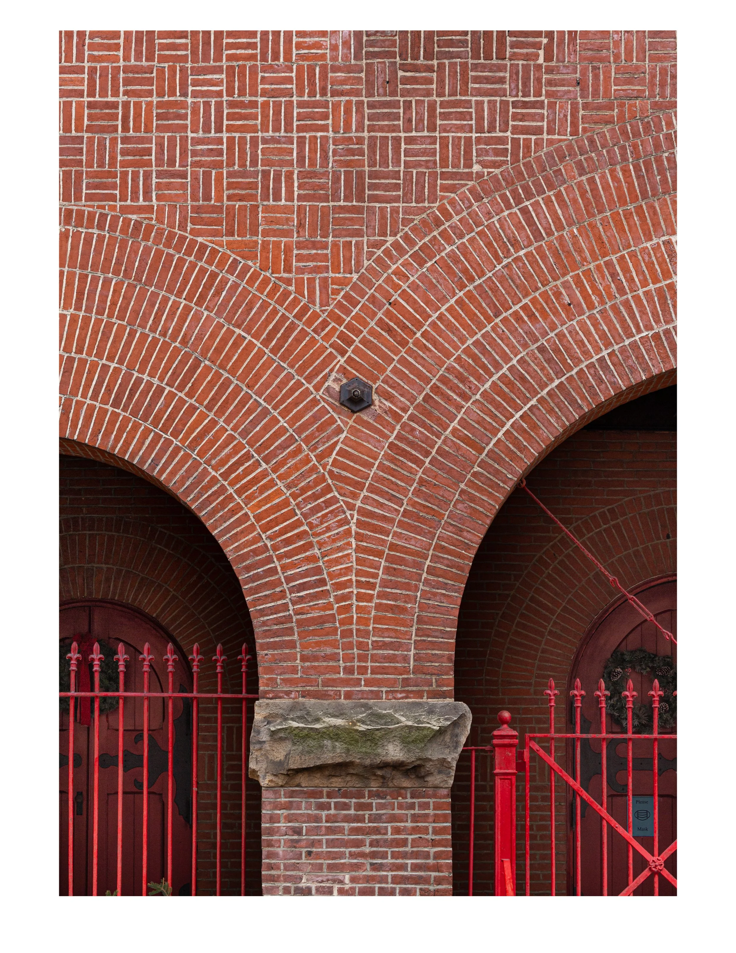 Emmanuel Richardson arch.jpg