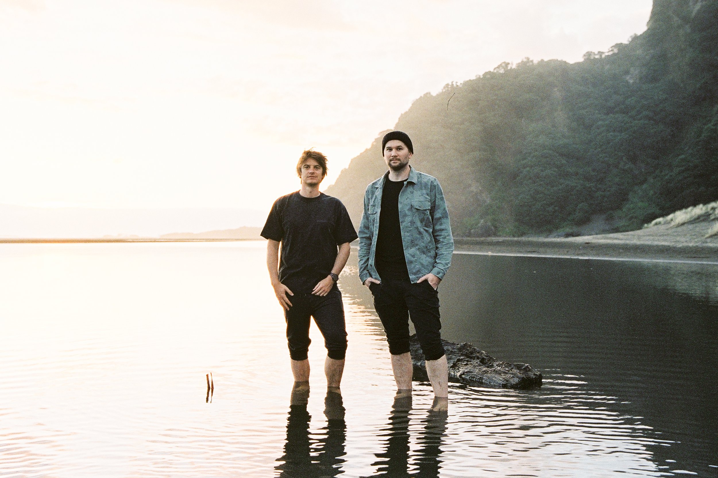 Camo & Krooked - Press For Artist