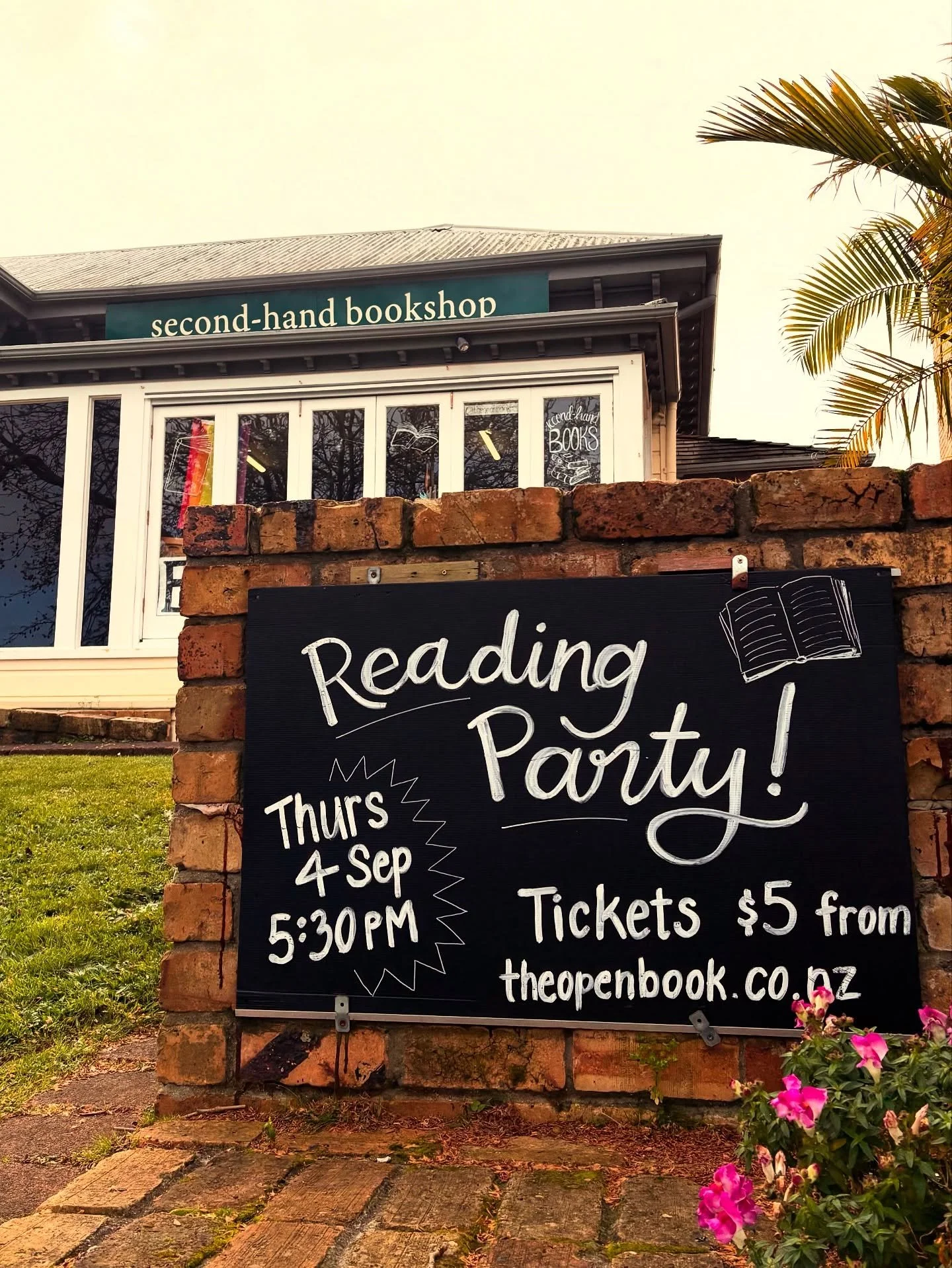 There are still tickets available for your Reading Patty this evening! Book online, or you may have luck getting a ticket on arrival. We provide the snacks, tea, and cosy atmosphere, all you have to do is show up! BYO book or borrow one of ours, and 
