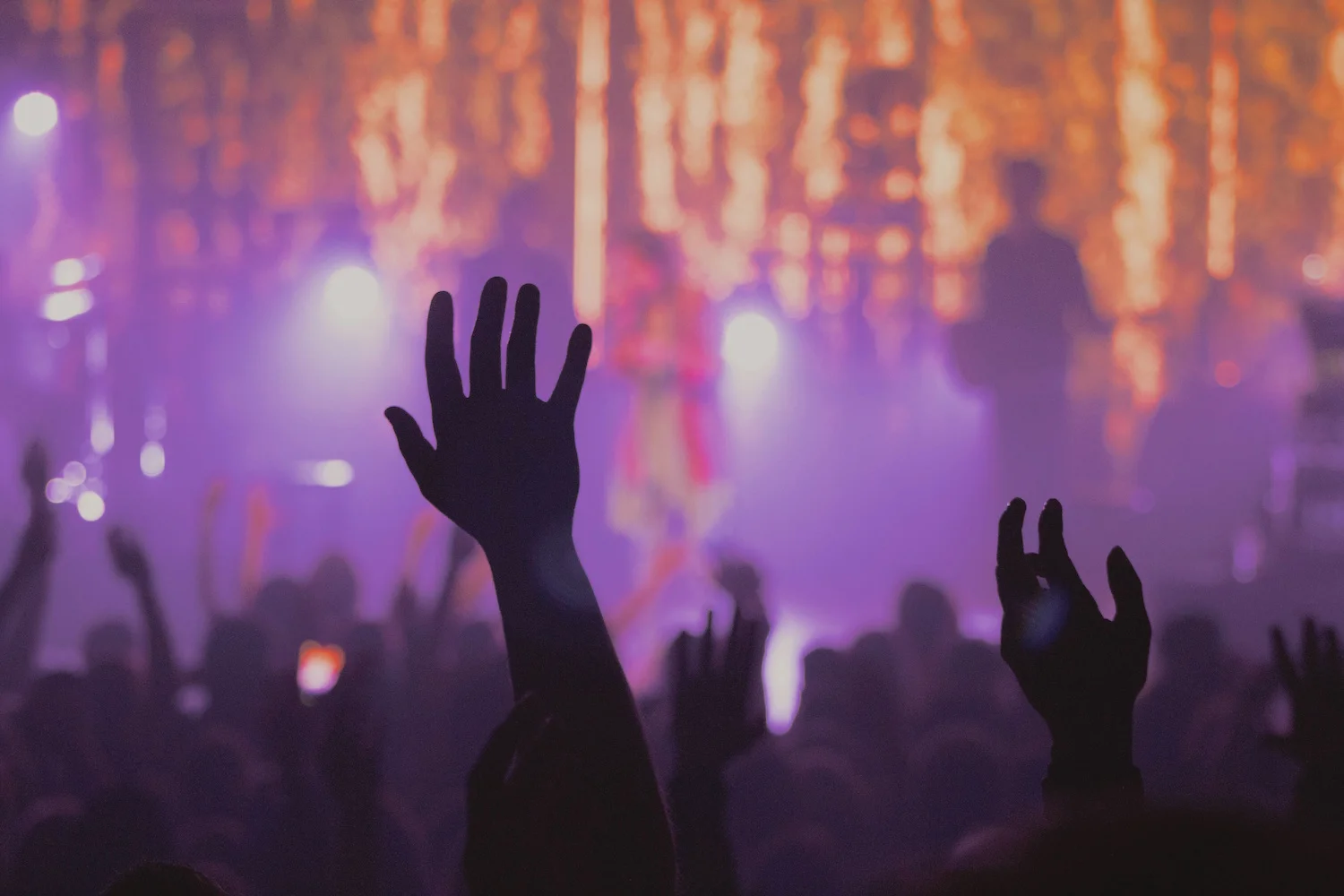 5 WAYS TO CREATE MORE RELEVANT BRAND EXPERIENCES IN THE NEW ERA OF SOCIAL LOCATION MARKETING