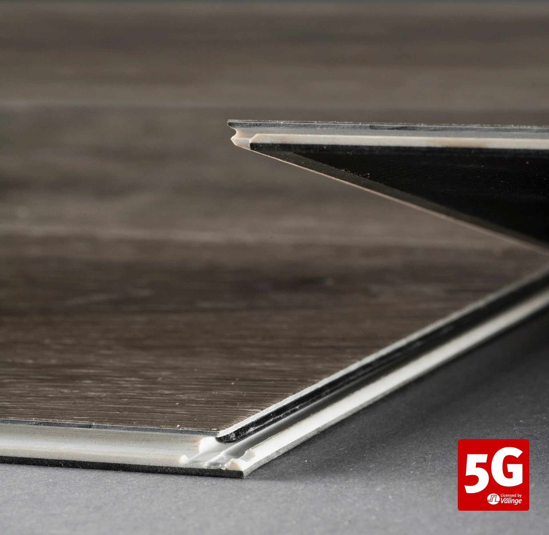 5G-LVT-close-up_WEB+LOGO.jpg