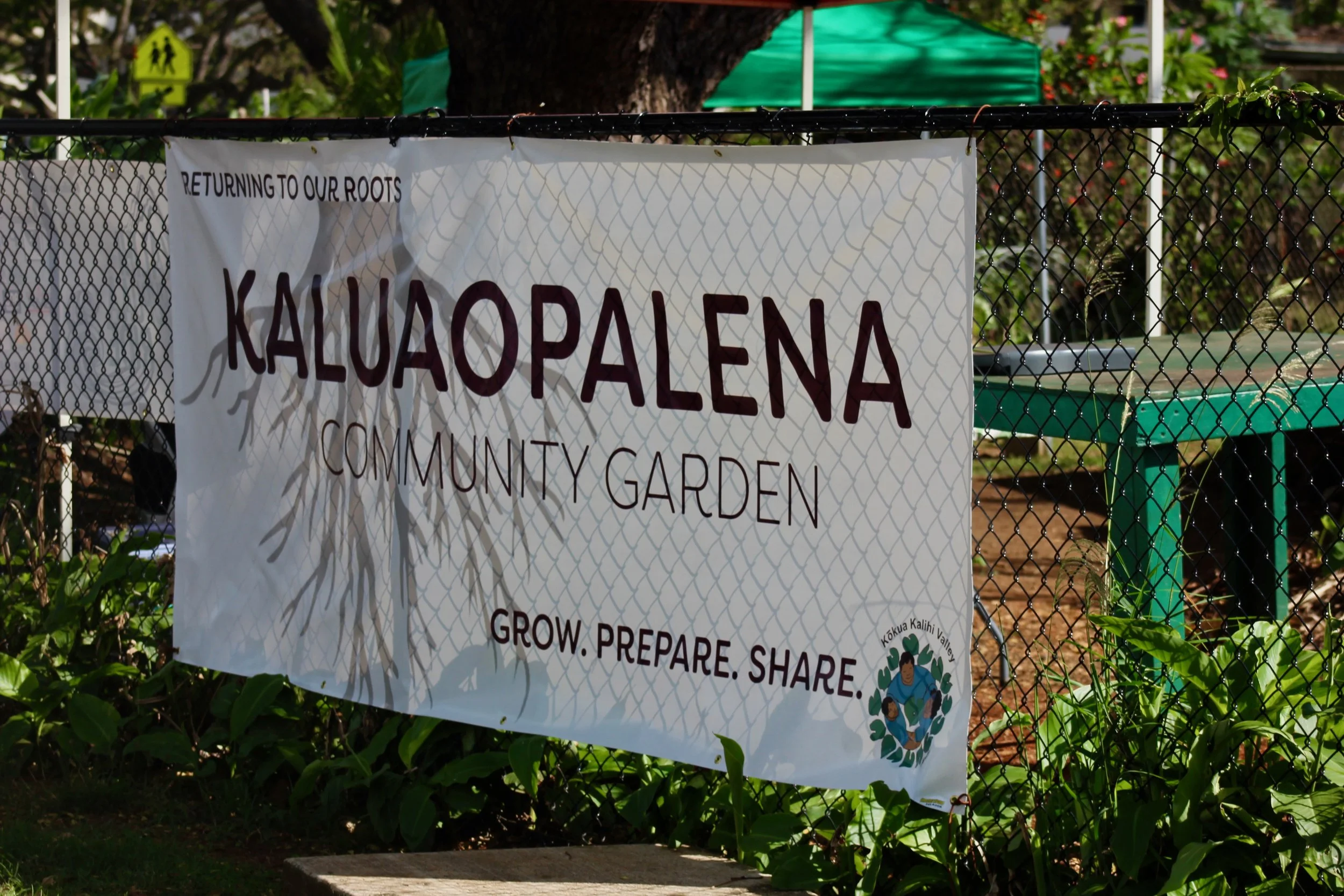 Mala O Kaluaopalena Community Garden At the Towers at Kuhio Park Linapuni Street (across from Linapuni Elementary) Honolulu, HI 96819 Hours: Wednesday 1pm - 4pm / Saturday 9am - 1pm