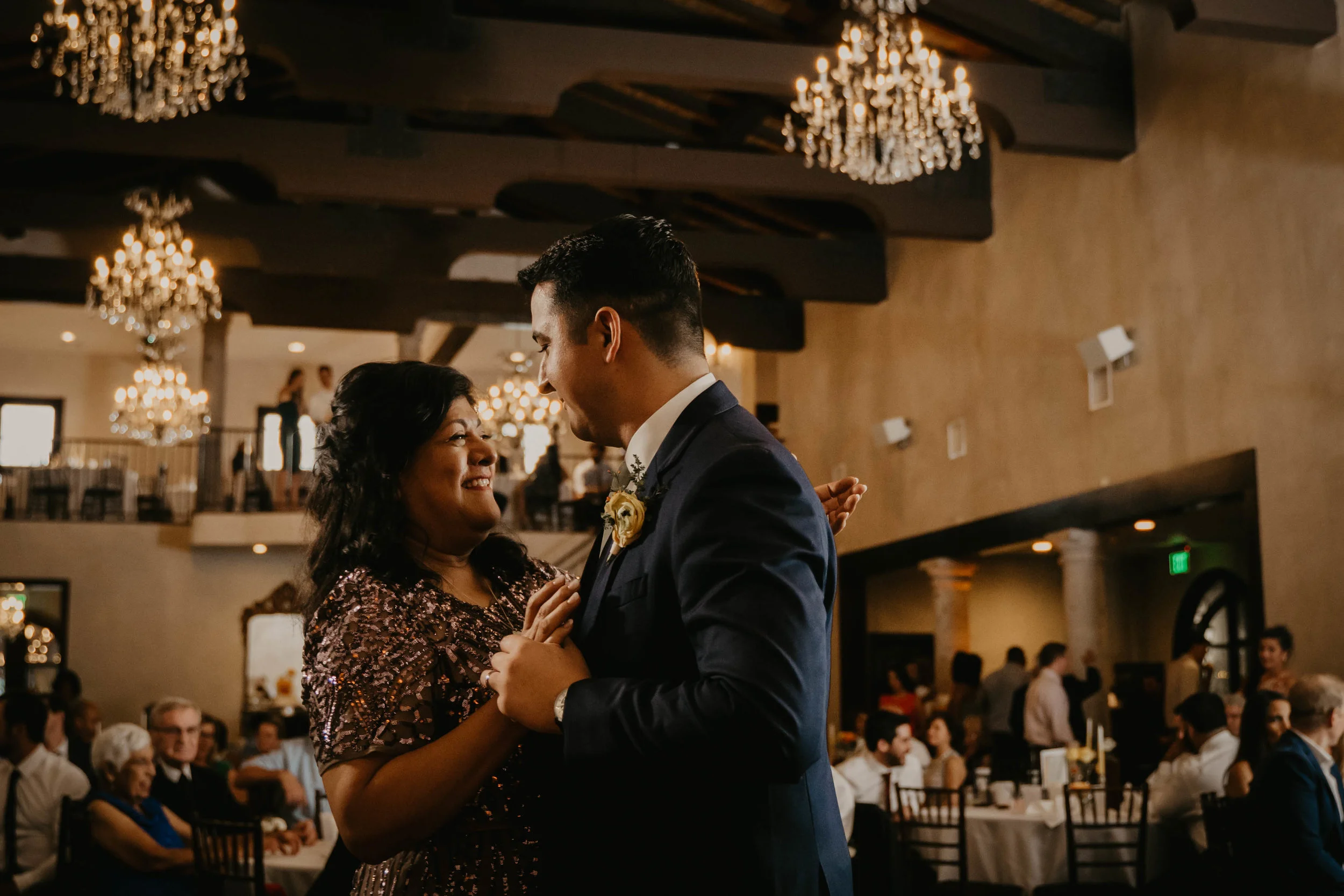 austin-wedding-videographer (837 of 999).jpg