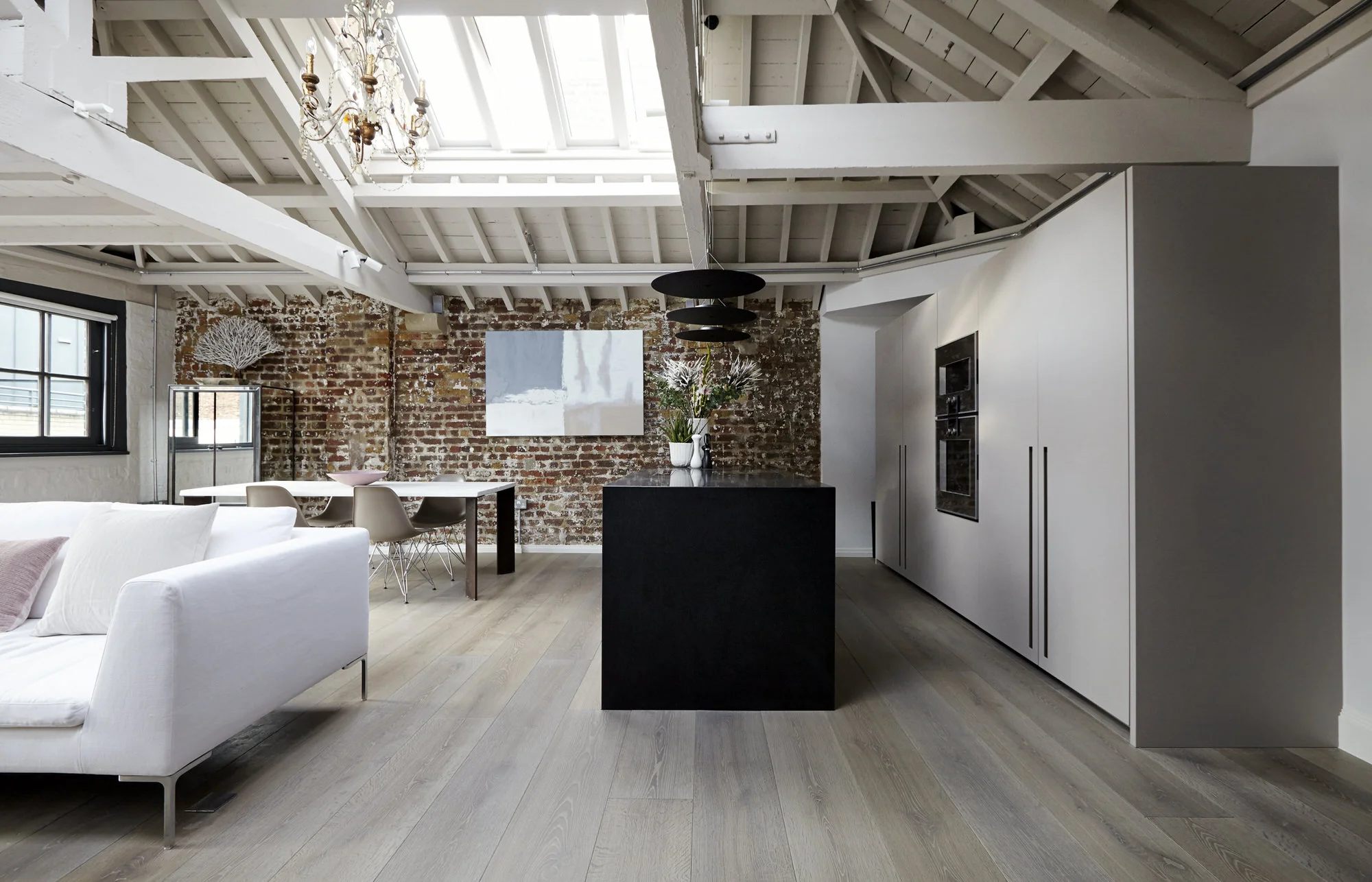 6a_20160816 BourletCloseInteriorTop-206.jpg